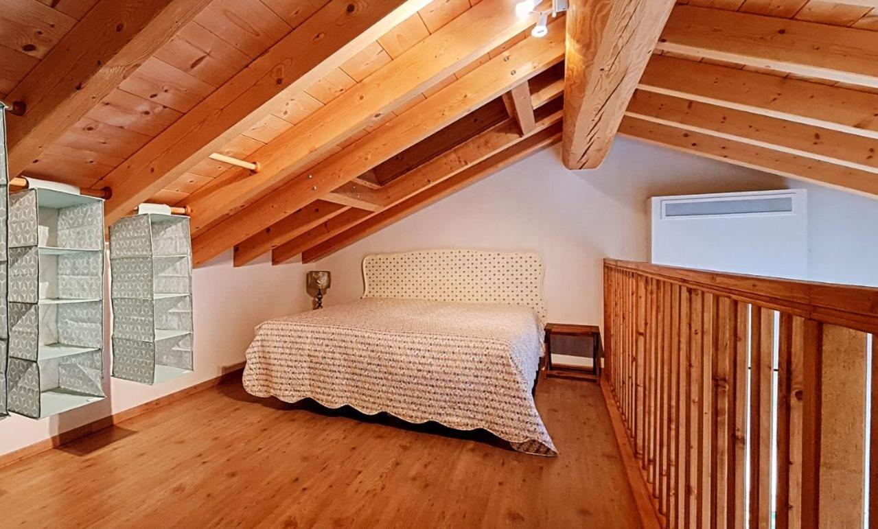 Rovagnate Agriturismo San Genesio מראה חיצוני תמונה